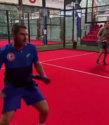 les courts de tennis de 10mm Padel ont coloré le tapis extérieur de gazon