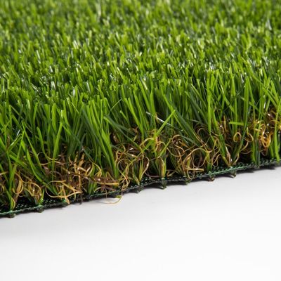 Gazon artificiel coloré pour la décoration et le jardin d'enfants de jardin